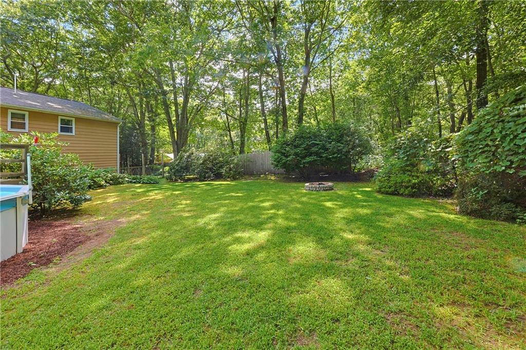 685 Twin Brook Lane Property Photo 4