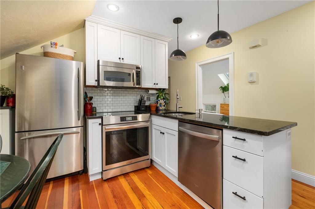 510 Wickenden Street Unit 3 Property Photo 6