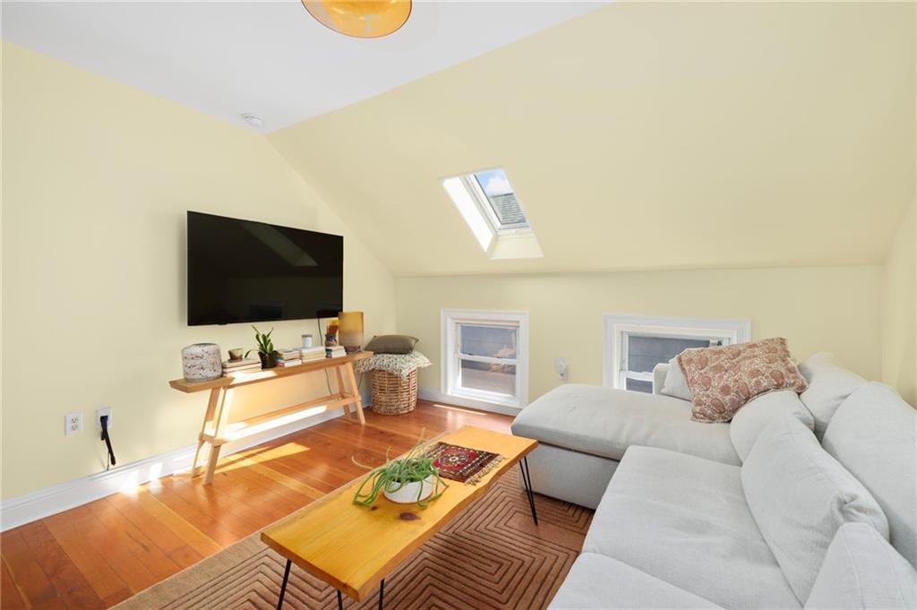 510 Wickenden Street Unit 3 Property Photo 15