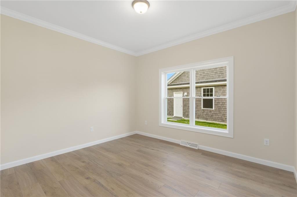 575 South Shore Village Boulevard Property Photo 18