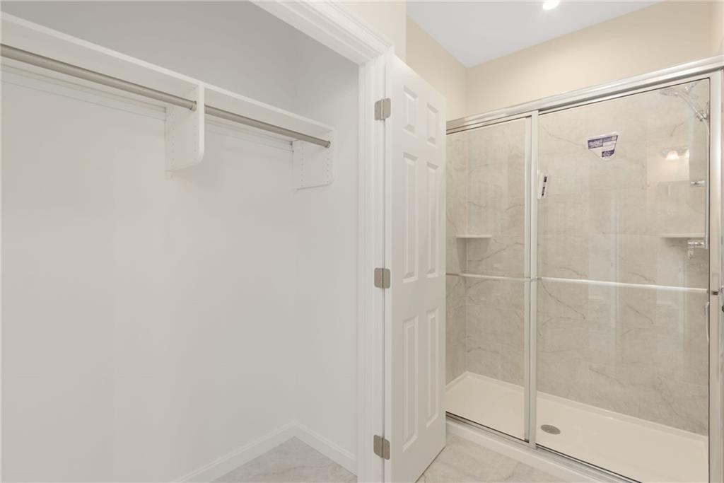 575 South Shore Village Boulevard Property Photo 28
