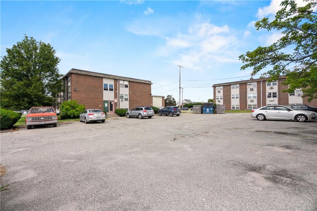 50 Carnation Street Unit 6 Property Photo 2