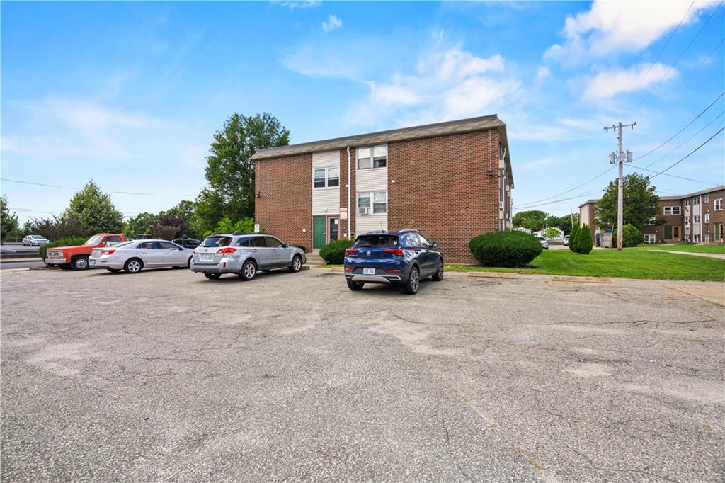 50 Carnation Street Unit 6 Property Photo 3