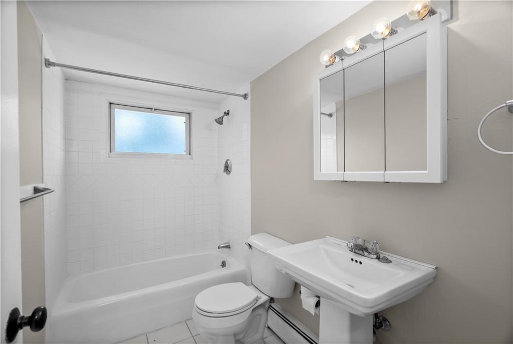50 Carnation Street Unit 6 Property Photo 22