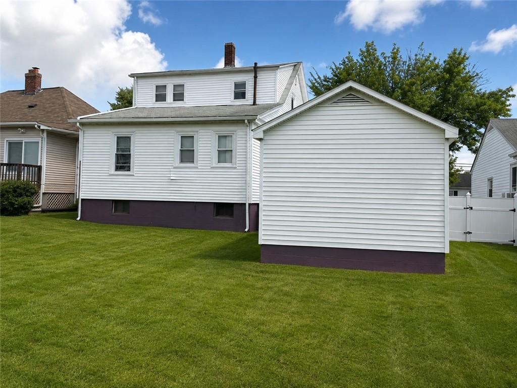 293 Sutton Avenue Property Photo 3