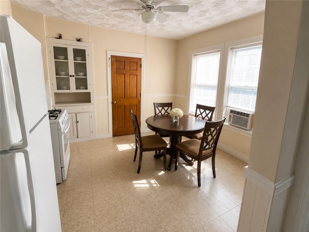 293 Sutton Avenue Property Photo 6