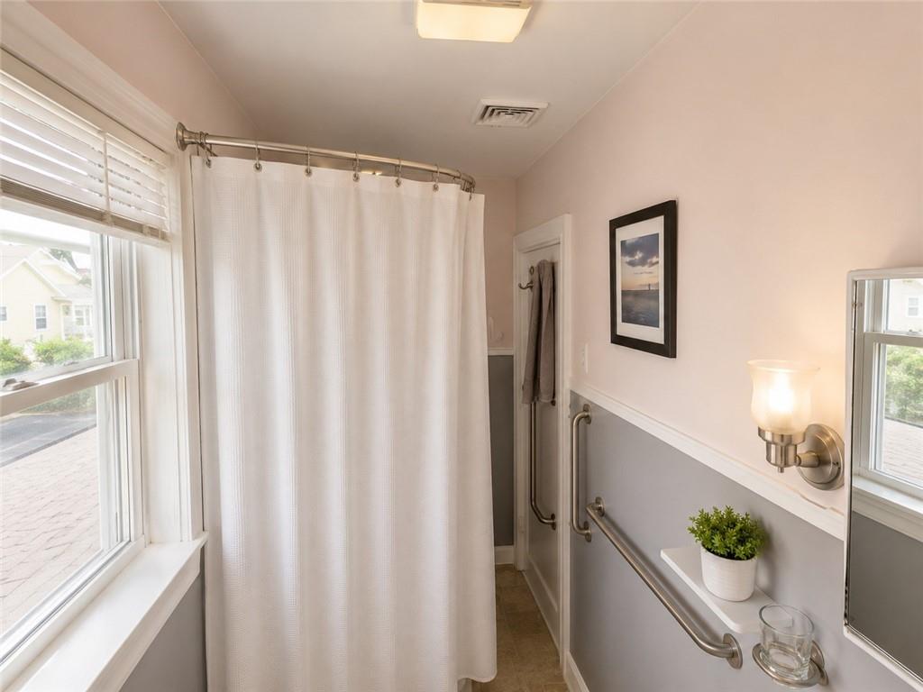 293 Sutton Avenue Property Photo 15