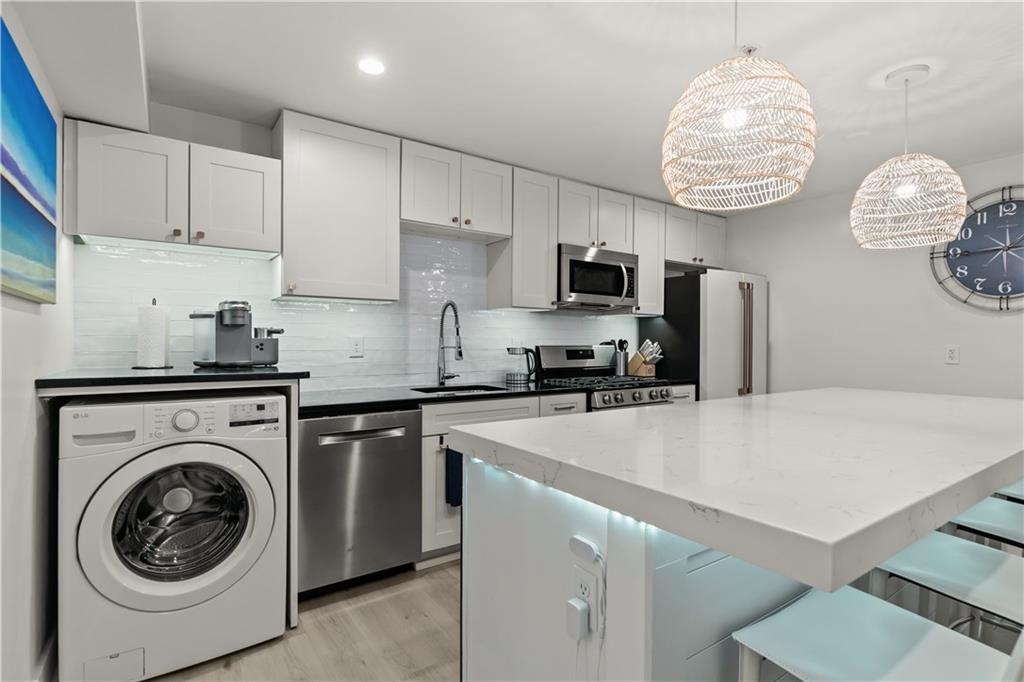 426 Spring Street Unit B101 Property Photo 8