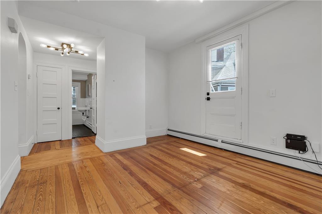 511 Angell Street Property Photo 3