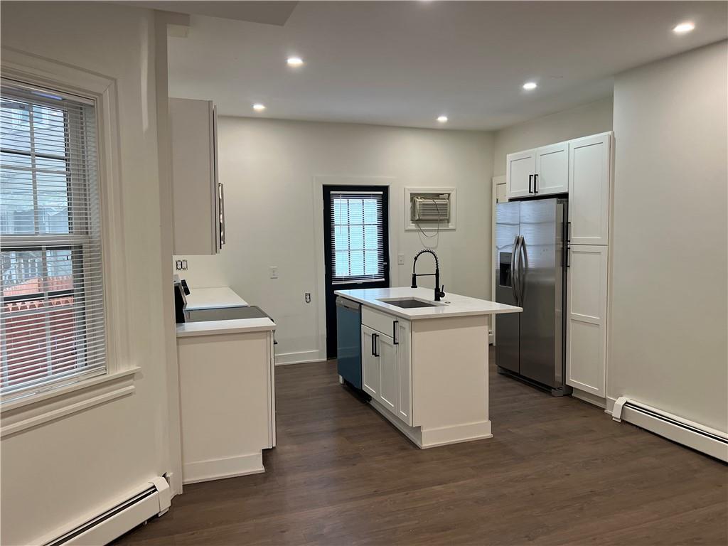 511 Angell Street Property Photo 6