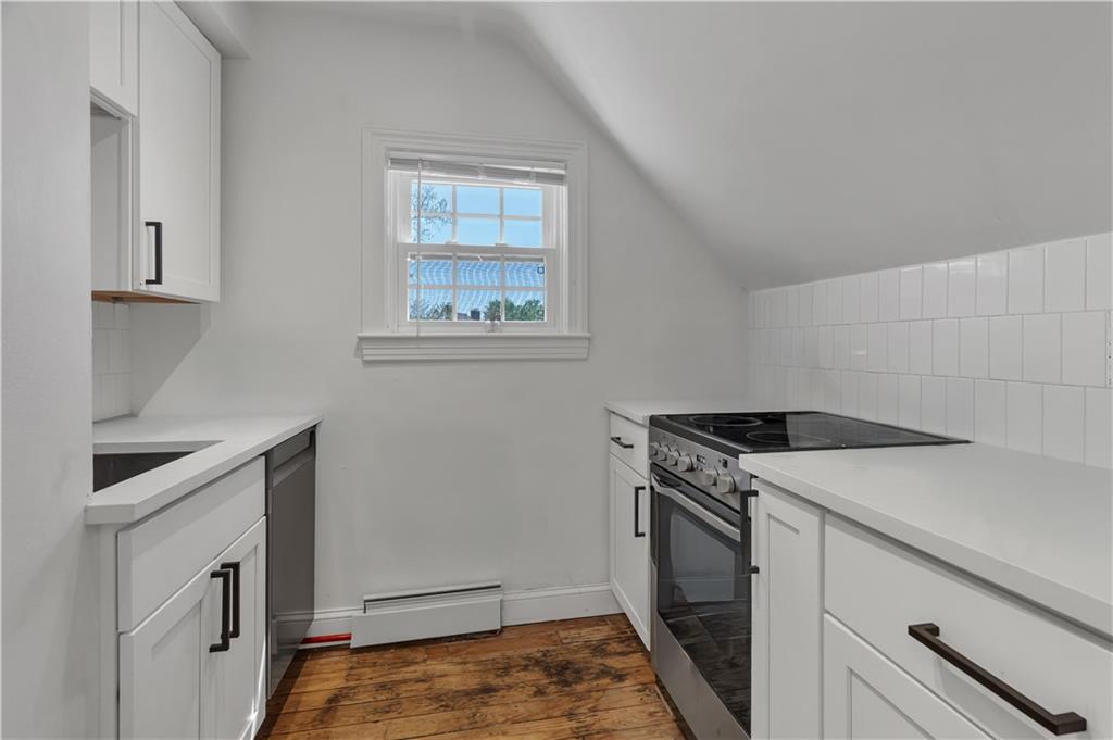511 Angell Street Property Photo 23