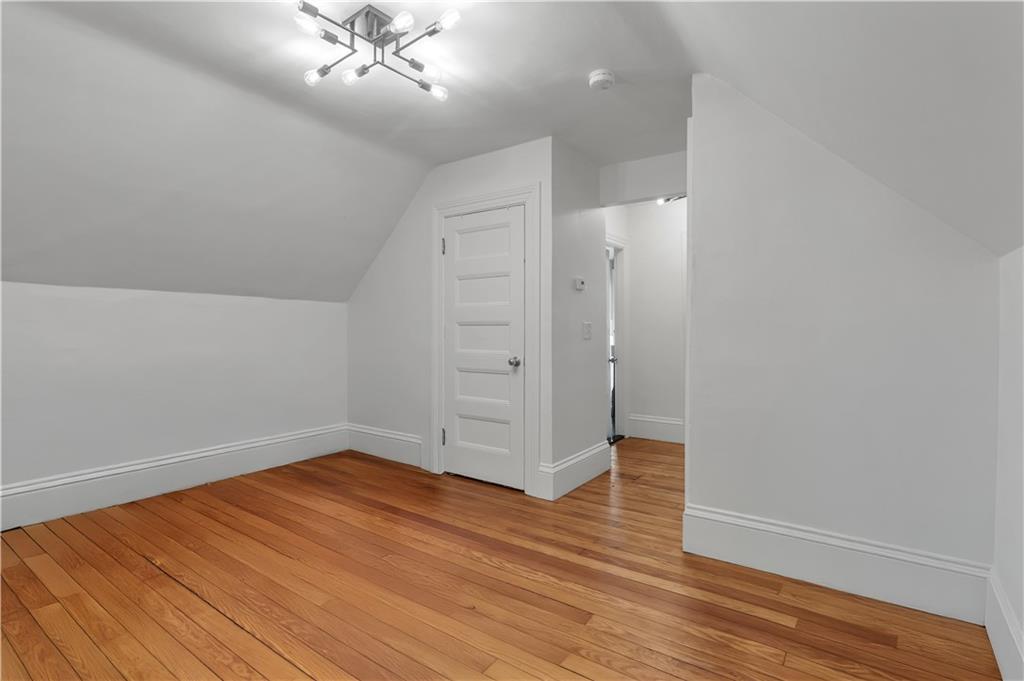 511 Angell Street Property Photo 30