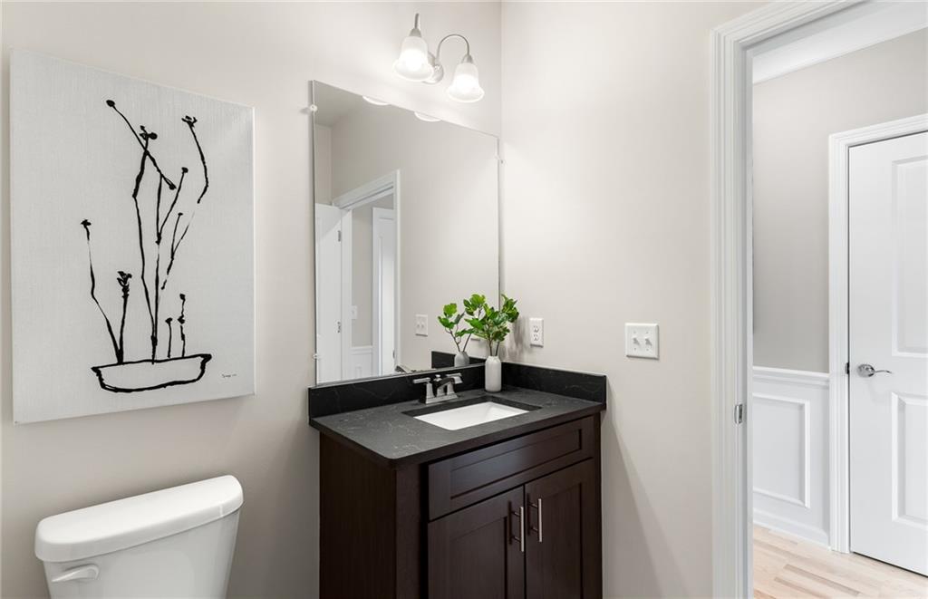 141 East Point Drive Unit 101 Property Photo 14