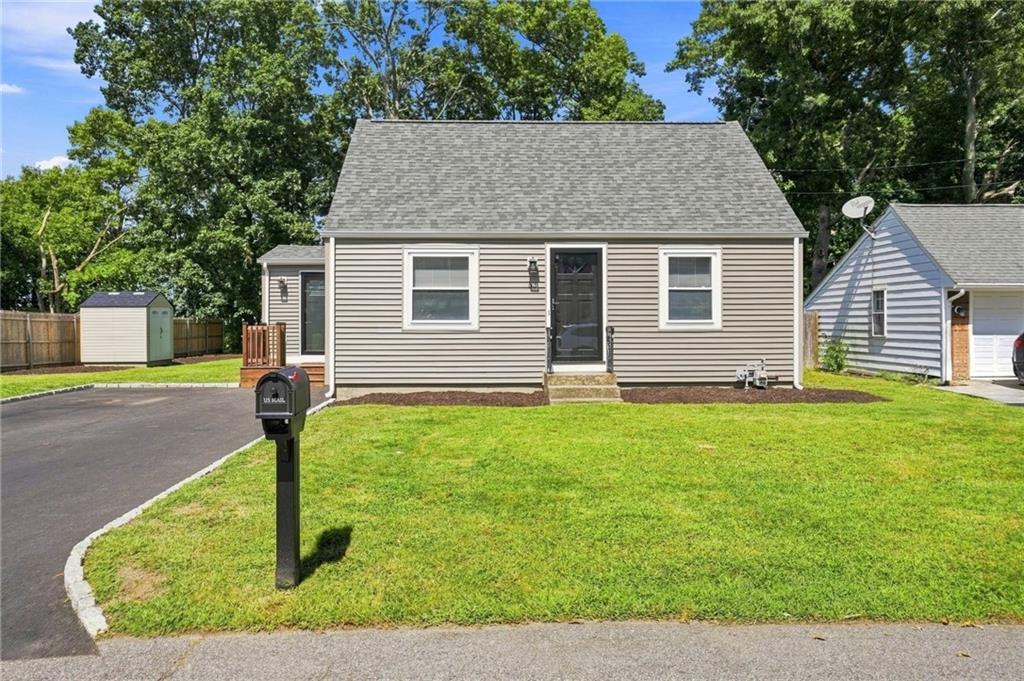 53 Pell Avenue Property Photo 1