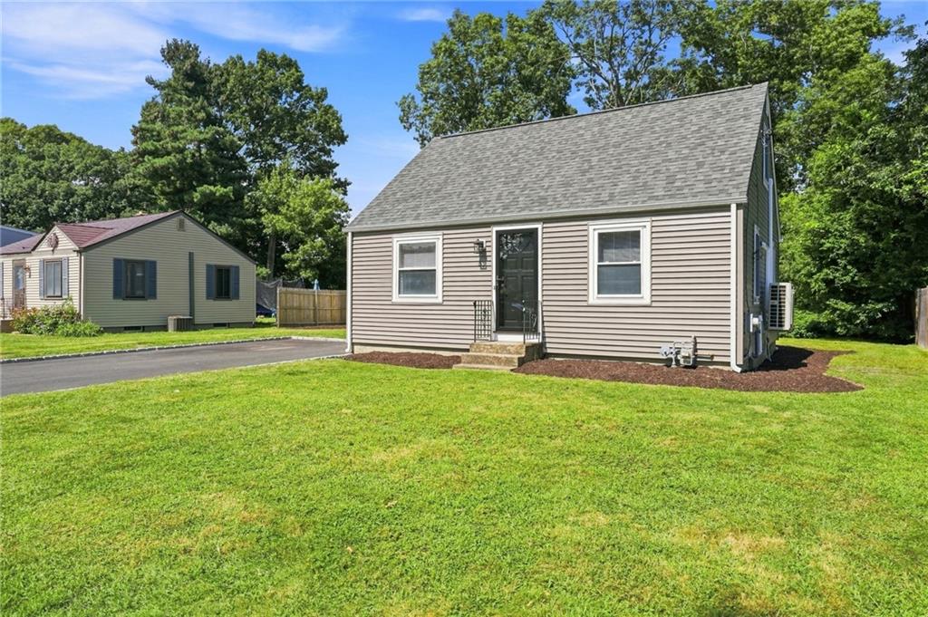 53 Pell Avenue Property Photo 2