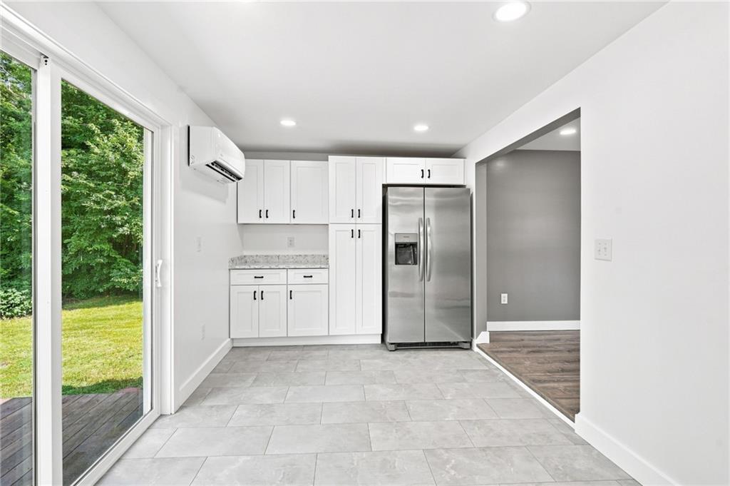 53 Pell Avenue Property Photo 6