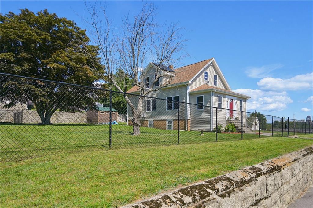 40 Walnut Street Property Photo 3