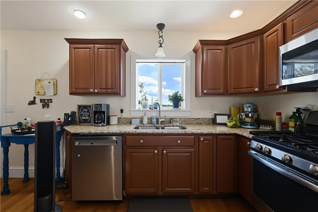 40 Walnut Street Property Photo 15