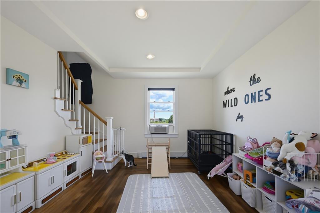 40 Walnut Street Property Photo 22