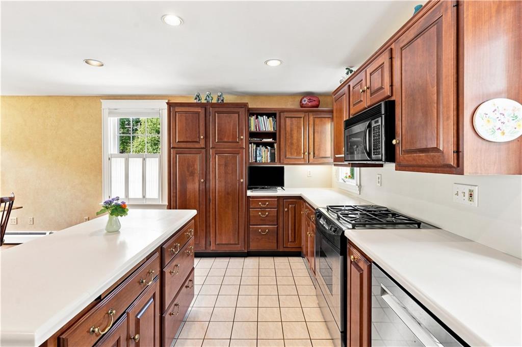 7 Elton Road Property Photo 18