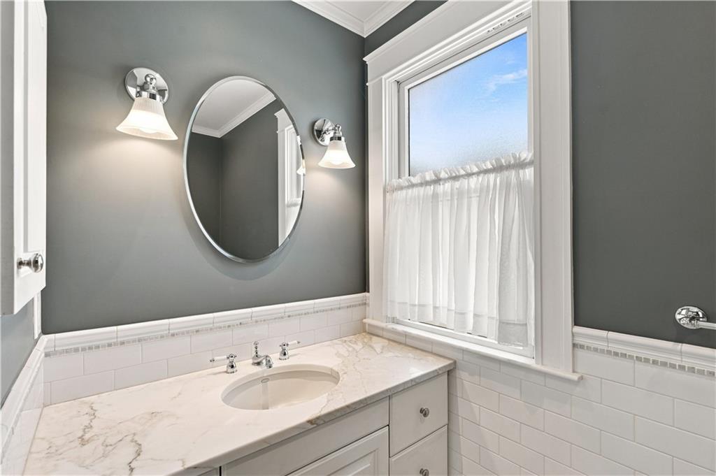7 Elton Road Property Photo 27