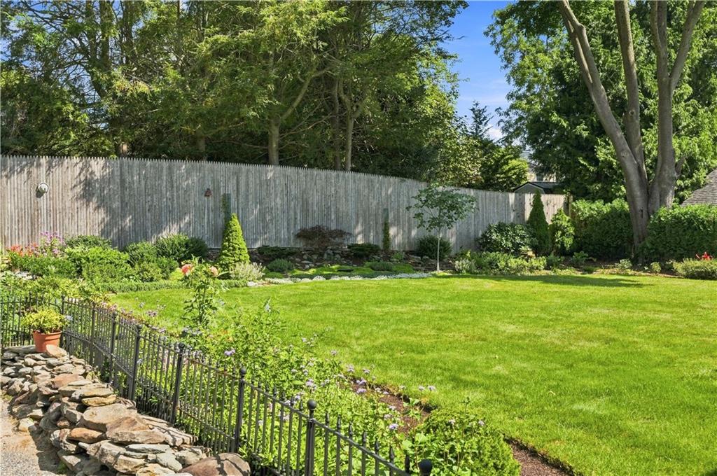 7 Elton Road Property Photo 40