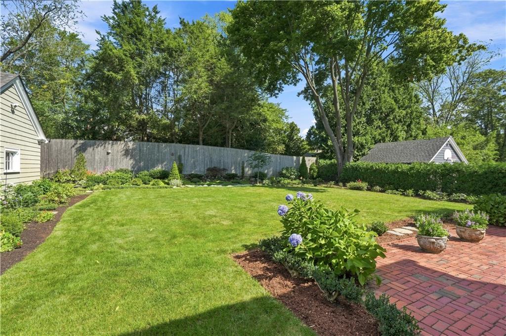 7 Elton Road Property Photo 43