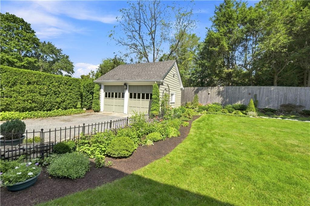 7 Elton Road Property Photo 44