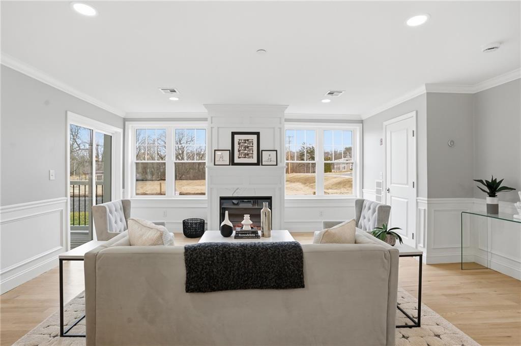9 Joseph N Zenga Jr Boulevard Unit 301 Property Photo 14