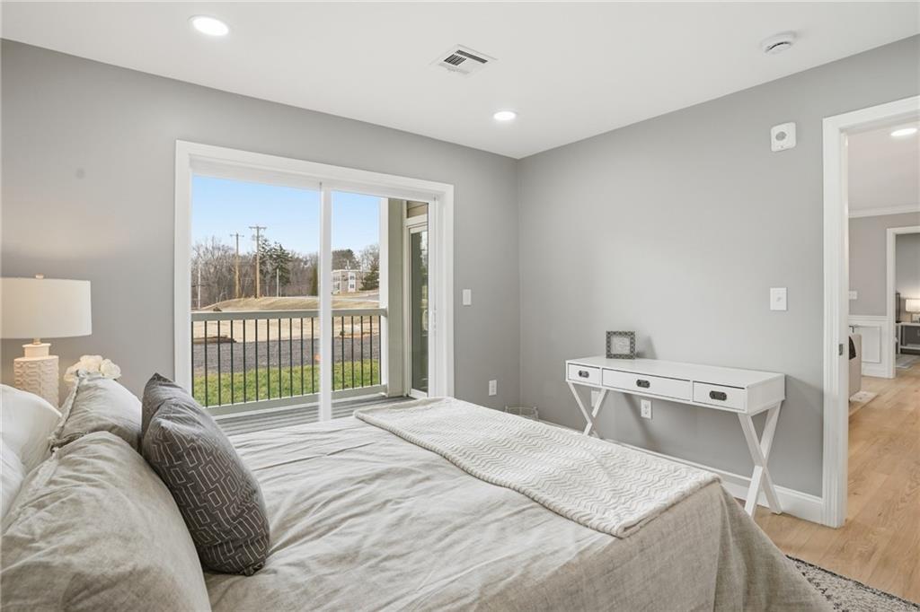 9 Joseph N Zenga Jr Boulevard Unit 301 Property Photo 28