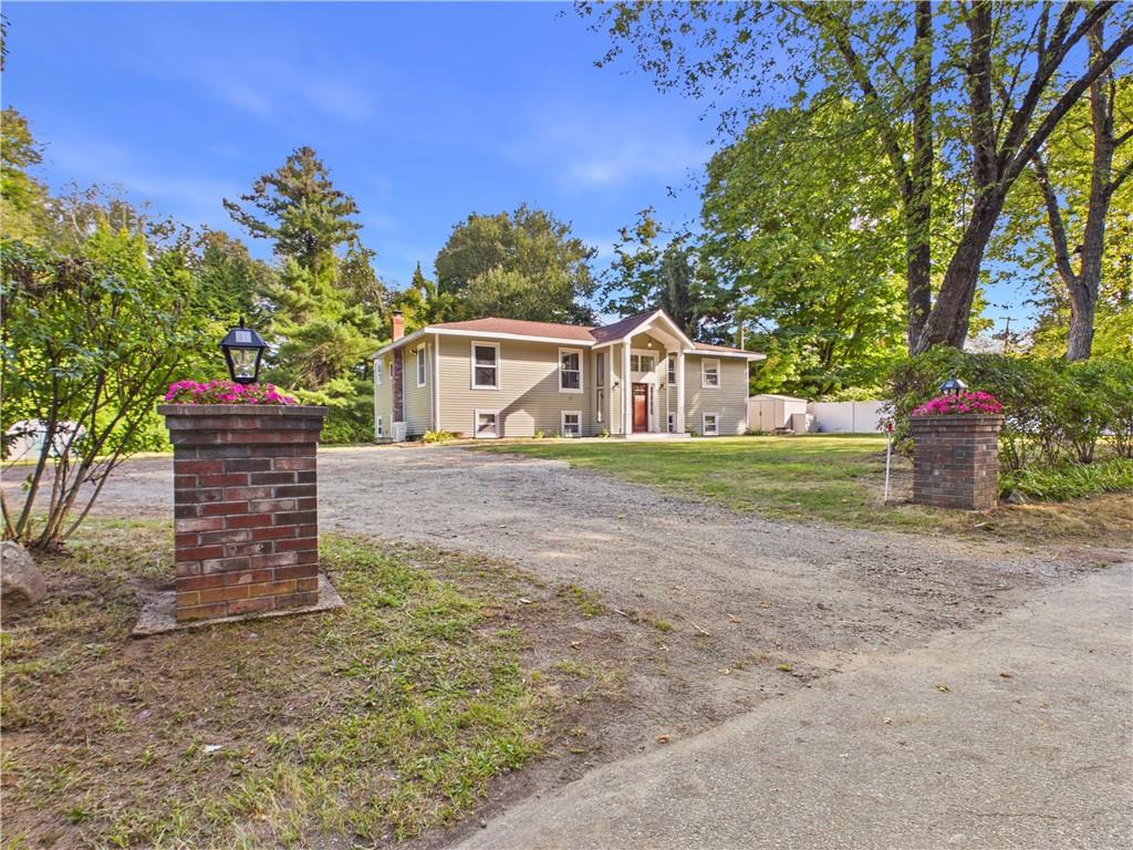 11 Winsor Park Way Property Photo 1