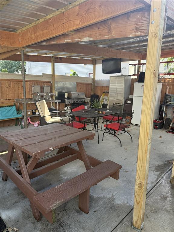 158 160 Ford Street Property Photo 9