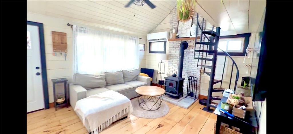 35 Island Avenue Property Photo 5