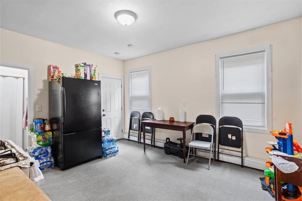 33 Wood Street Property Photo 5