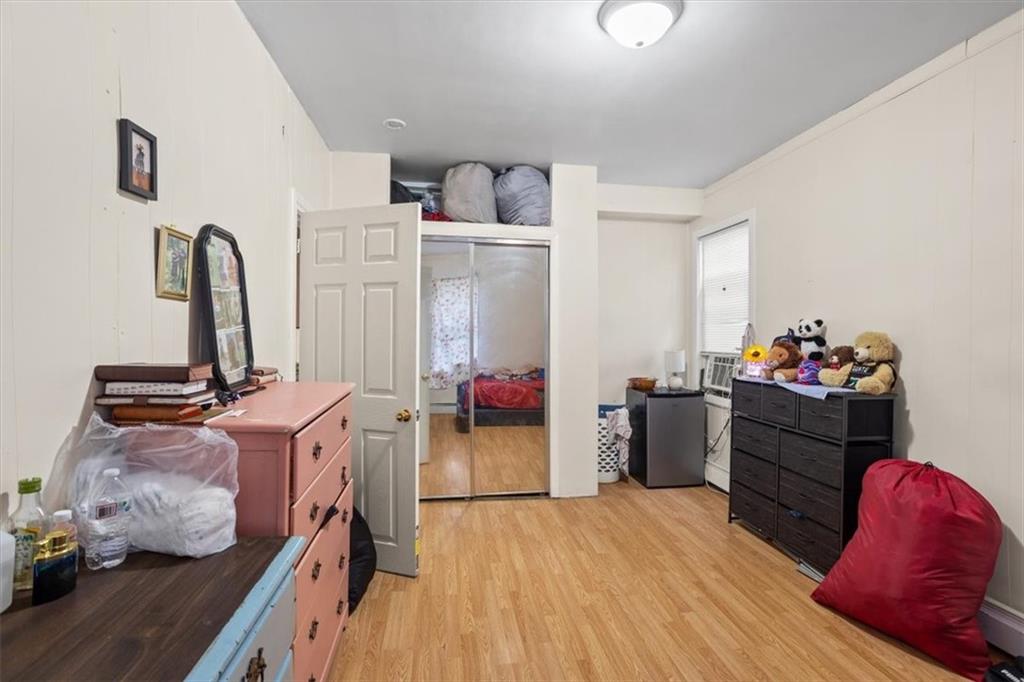 33 Wood Street Property Photo 9