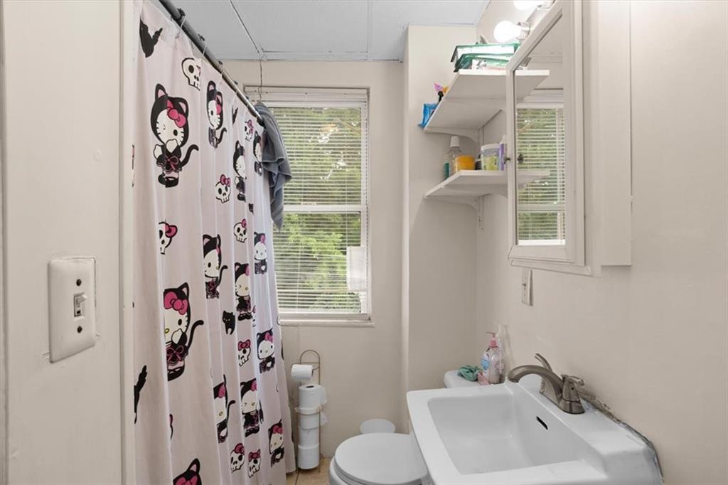 33 Wood Street Property Photo 24