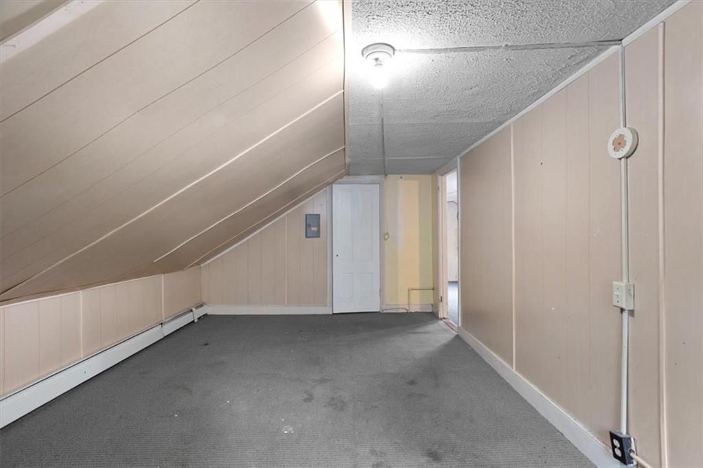 33 Wood Street Property Photo 28