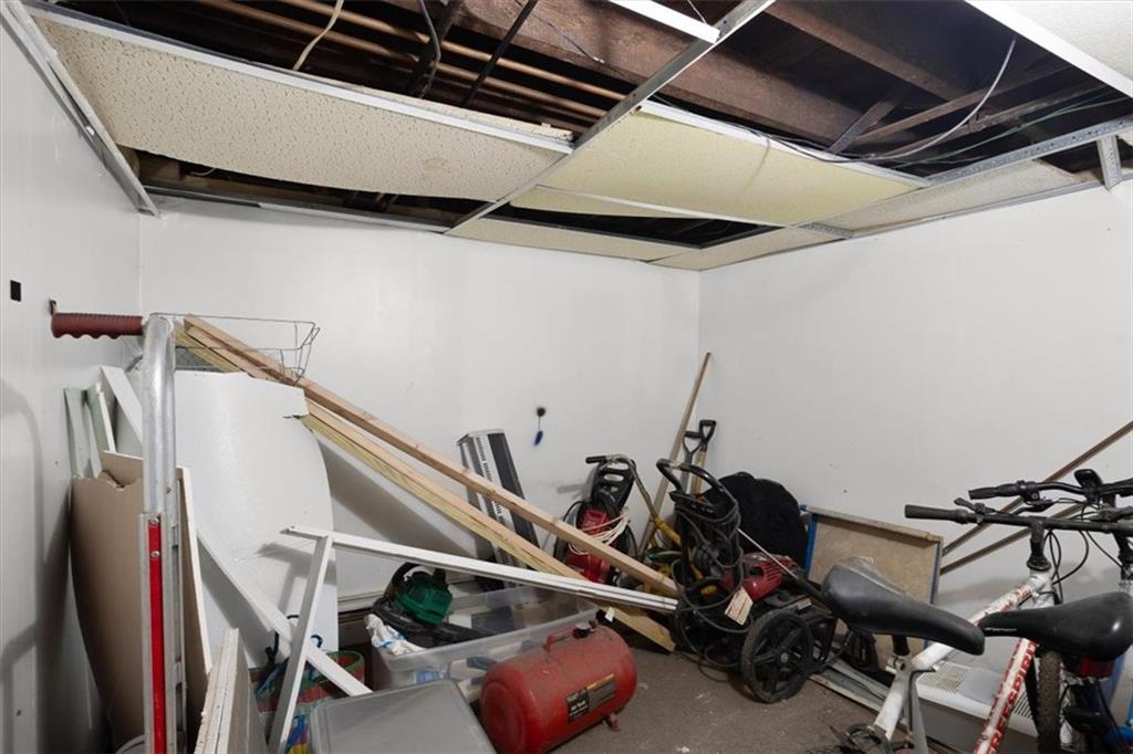 33 Wood Street Property Photo 35