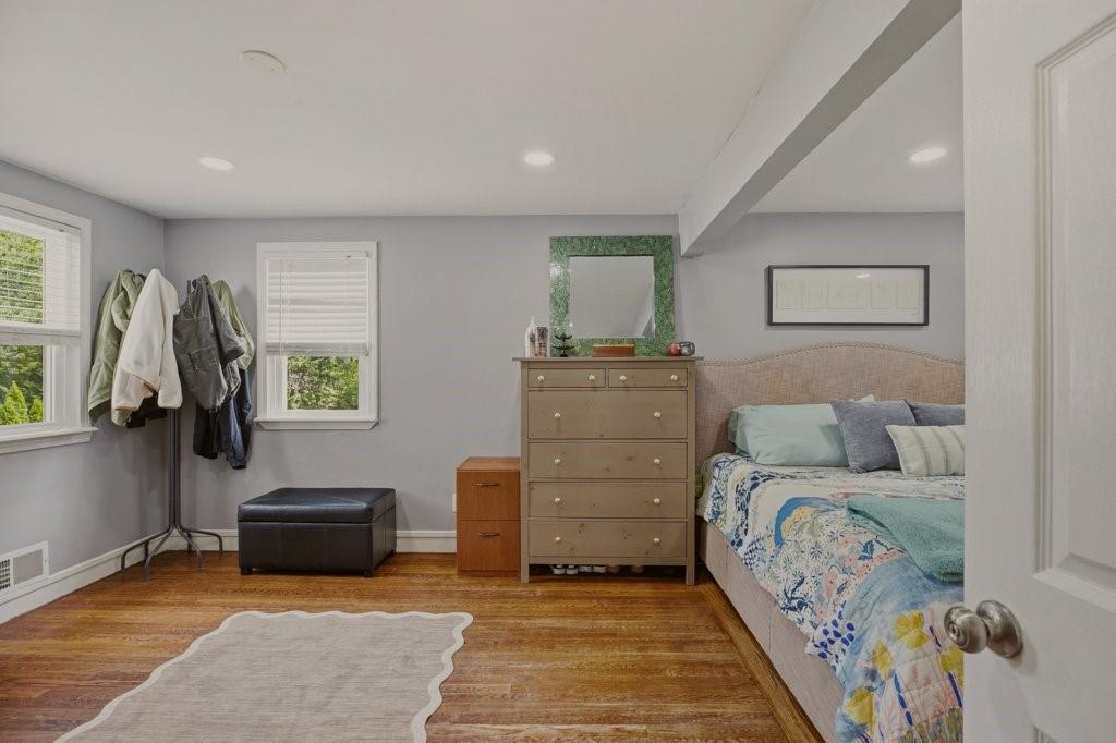 20 Brook Street Property Photo 11