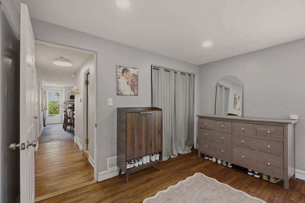20 Brook Street Property Photo 13