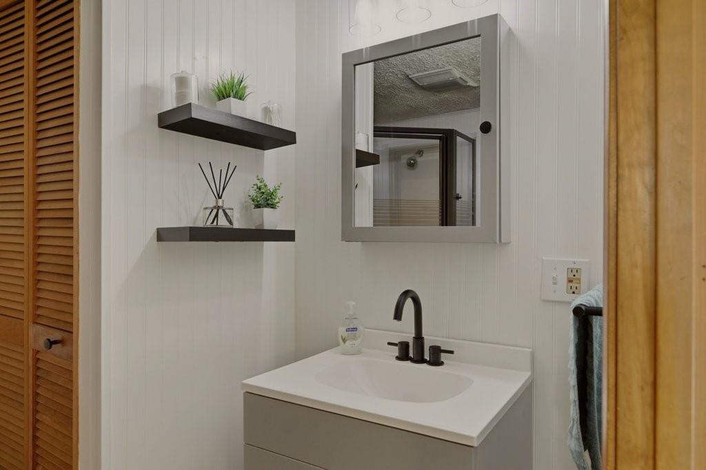 20 Brook Street Property Photo 27