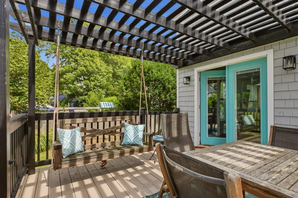 20 Brook Street Property Photo 34