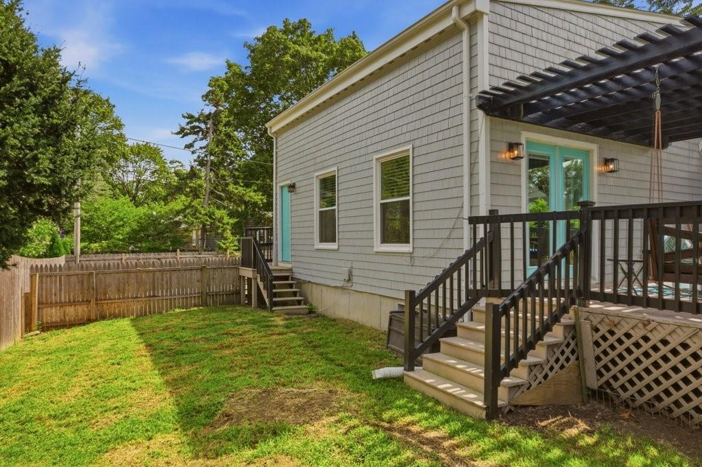 20 Brook Street Property Photo 37
