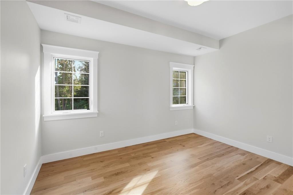 19 Traymore Street Property Photo 36
