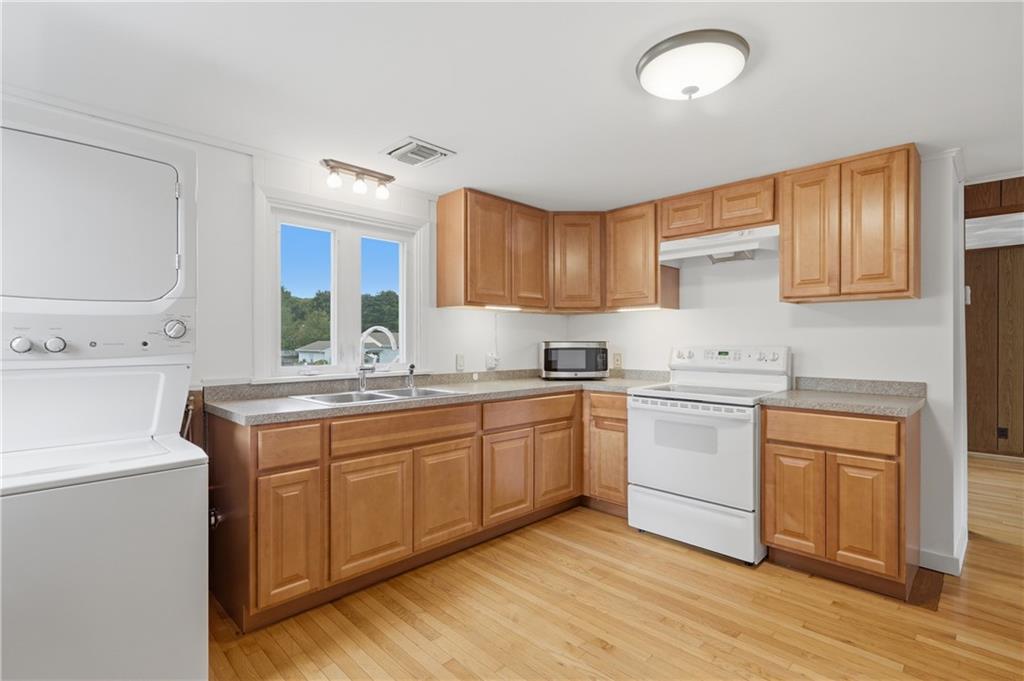 282 Ronald Avenue Property Photo 25