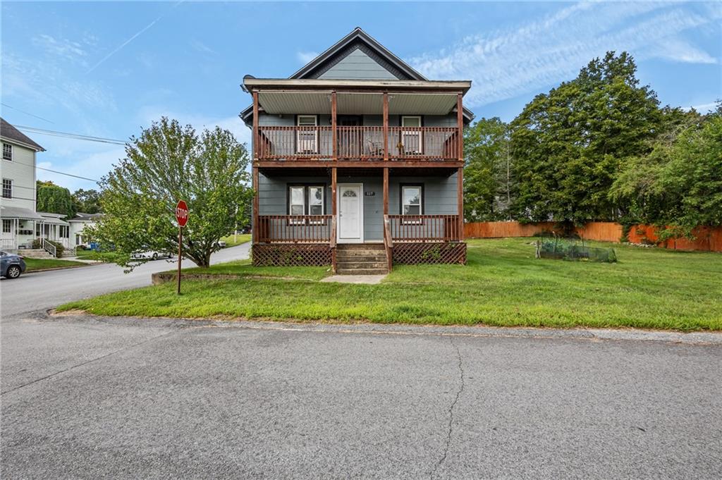 117 Chestnut Street Property Photo 1