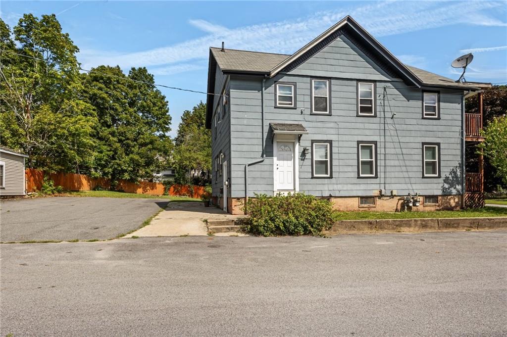 117 Chestnut Street Property Photo 3