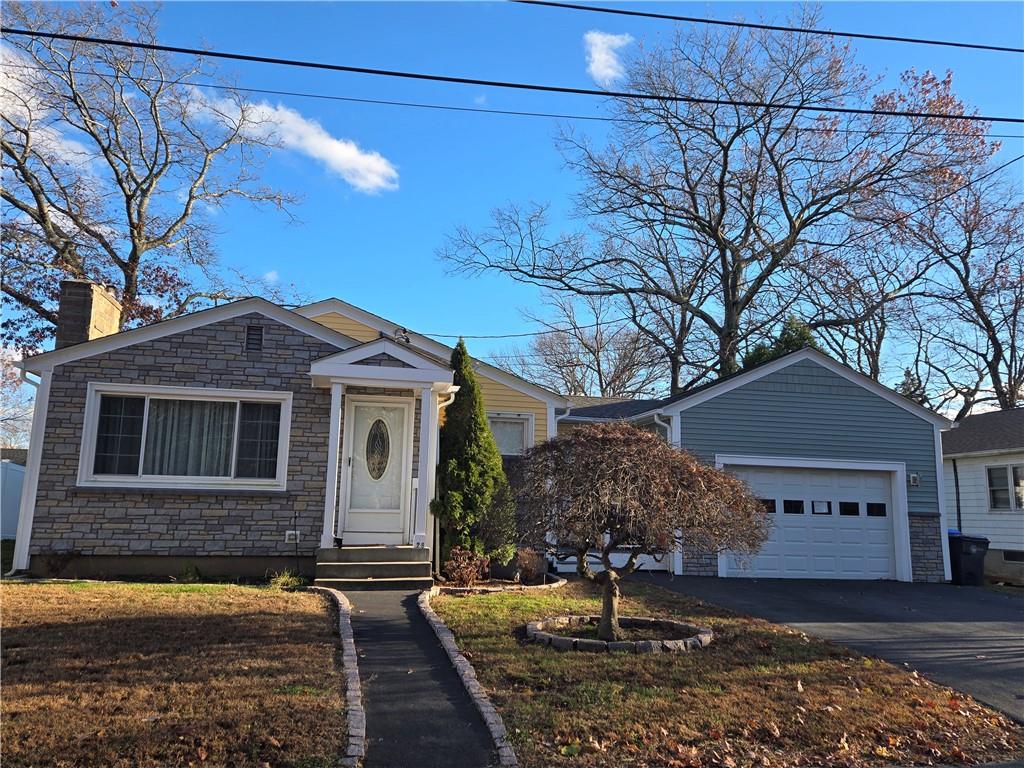 29 Dakota Street Property Photo 1