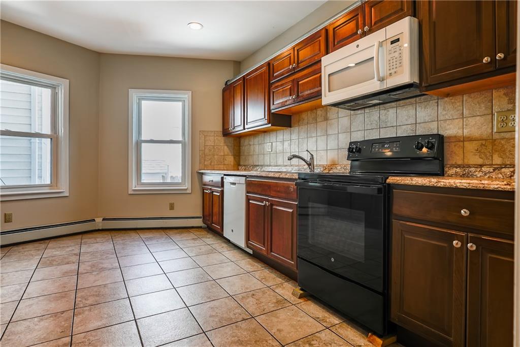 1340 Cranston Street Property Photo 5