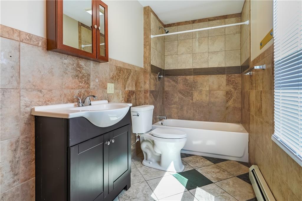 1340 Cranston Street Property Photo 13